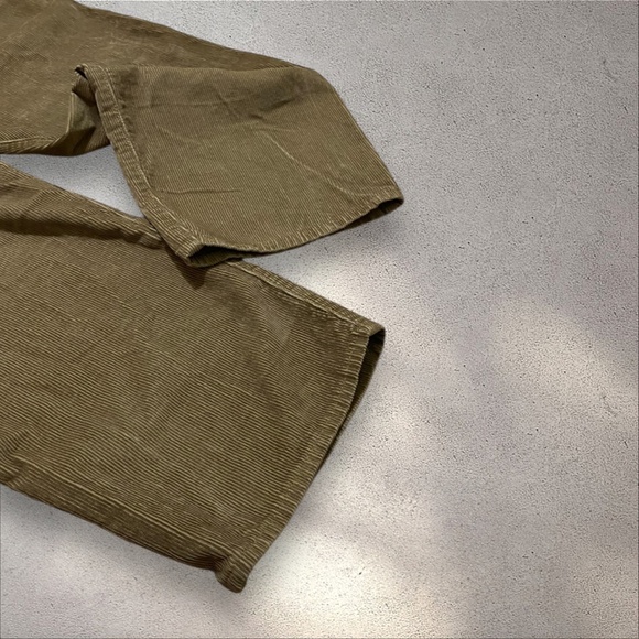 Levi’s ’94 Baggy Drop Rise Brown Corduroy Straight Pants - Picture 5 of 6